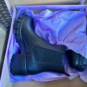 Madden girl boots